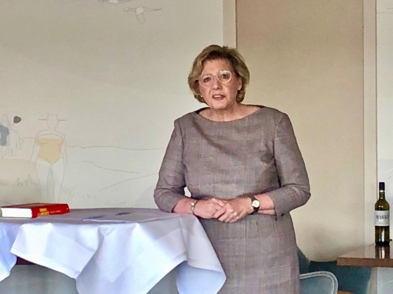 Foto: MDB Gisela Manderla in Bonn