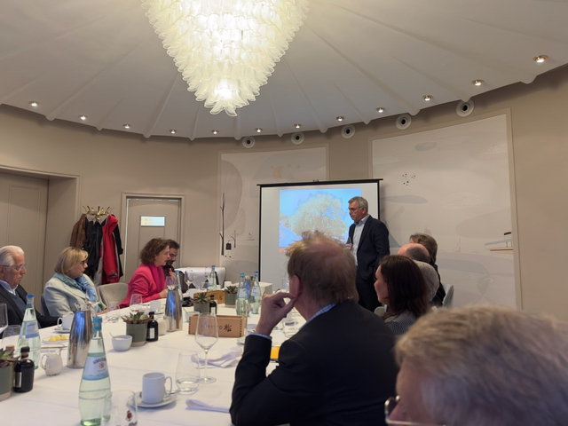 Foto: Prof. Dr. Ghaleb Natour beim MAC Club