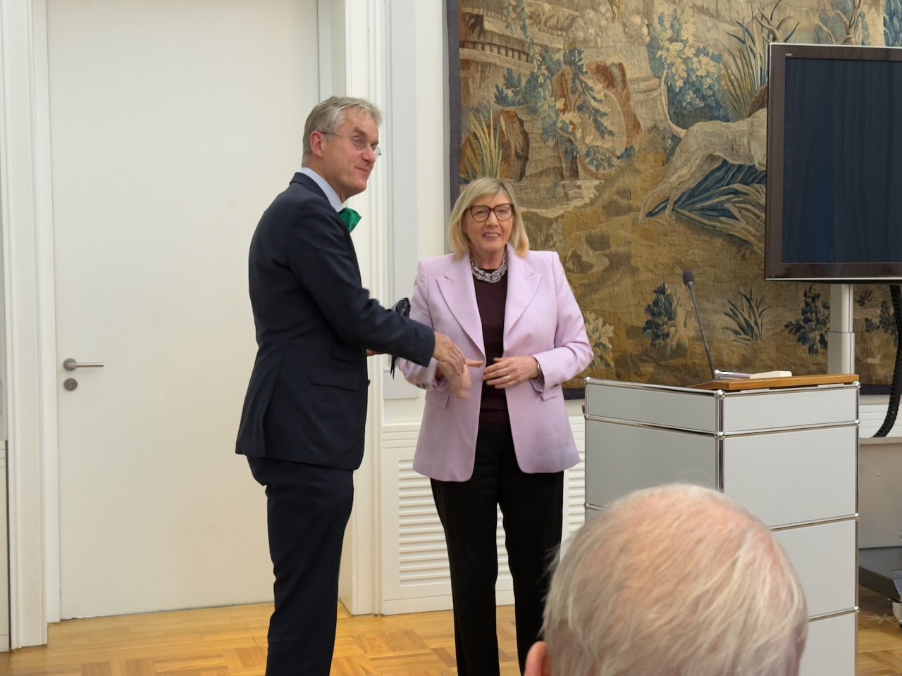 foto Prof. Dr. Ulrich Schlie